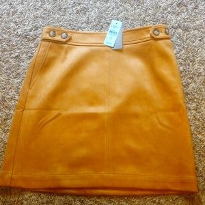 Pencil skirt never been worn.